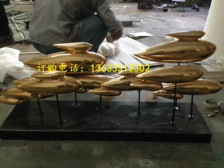 湖南雕塑摆件专业定制雕塑彩绘玻璃钢雕塑定制