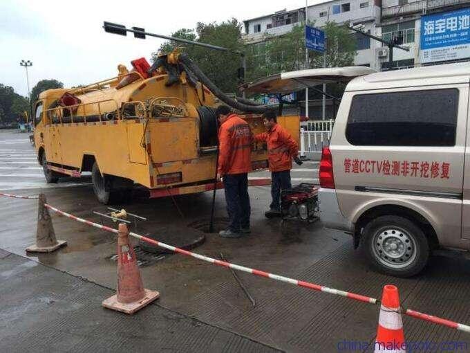 新闻：天津塘沽区城市排水管道清淤养护