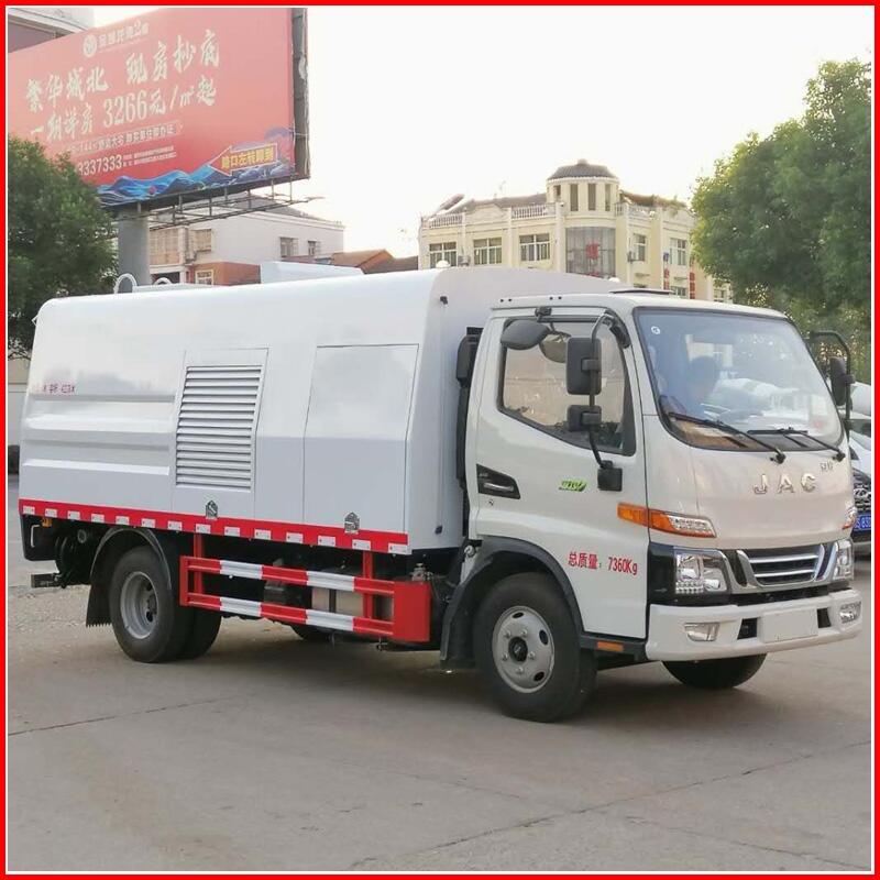 宏伟小型隔离栏清洗车厂家 XZL5070GQX6型护栏清洗车