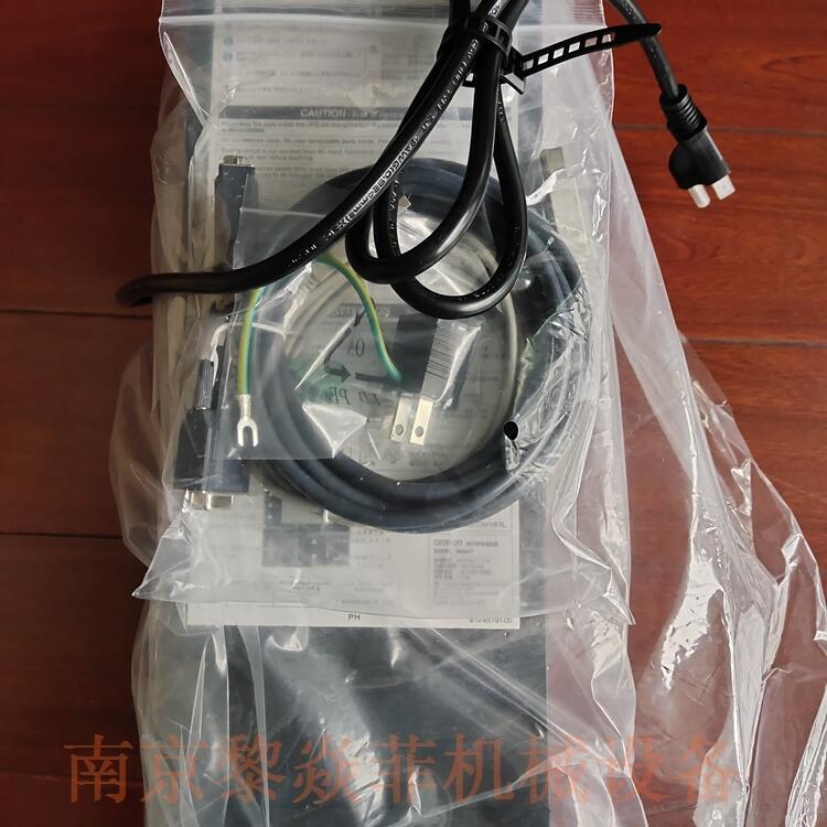 日本欧姆龙 BUM100RE 电源电池 SNMP/WEB卡SC20G
