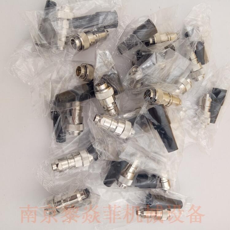 多治见TMW插座R27-J12M广东潮州