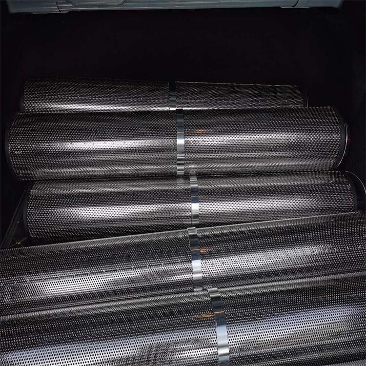 安徽97L1664J2HF150B0.6东汽给水泵小机滤芯，进口滤材