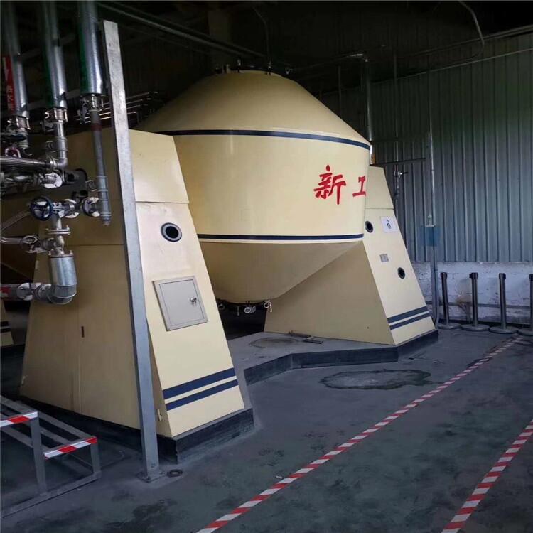 徐州着急出售二手3000L双锥干燥机,二手双锥干燥机