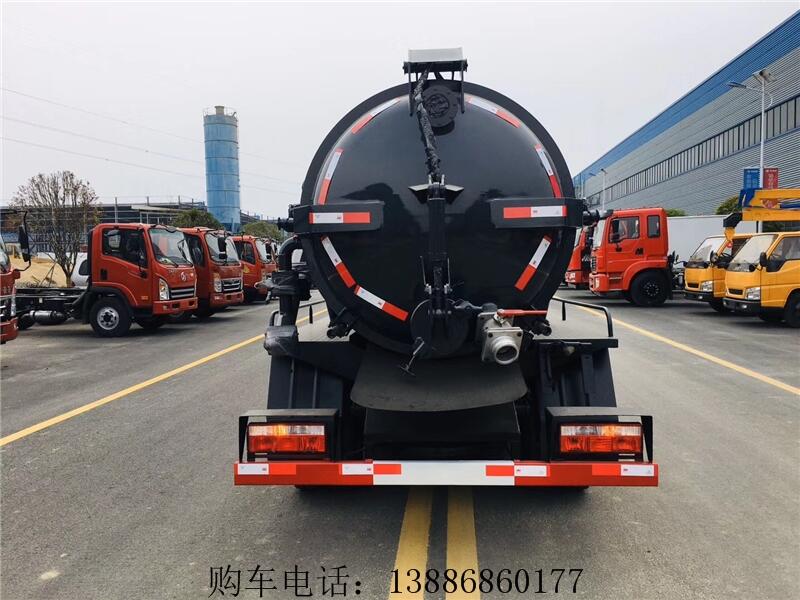 保定后八轮吸污车-吸粪车图片