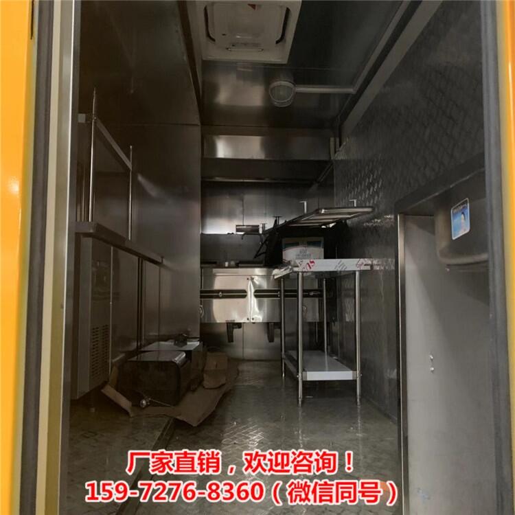 高端依维柯流动餐饮车汽车型餐车红白喜事宴席餐饮车