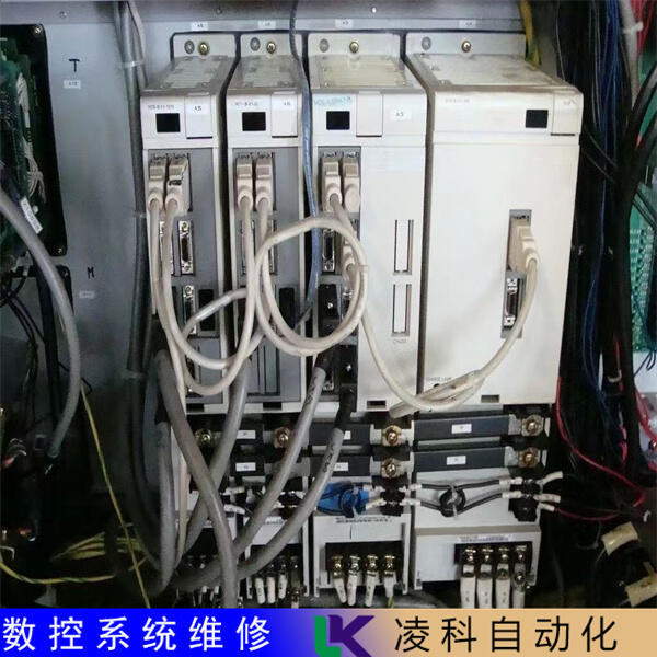 马扎克MAZAK加工中心模块损坏运行时无界面维修实力说话