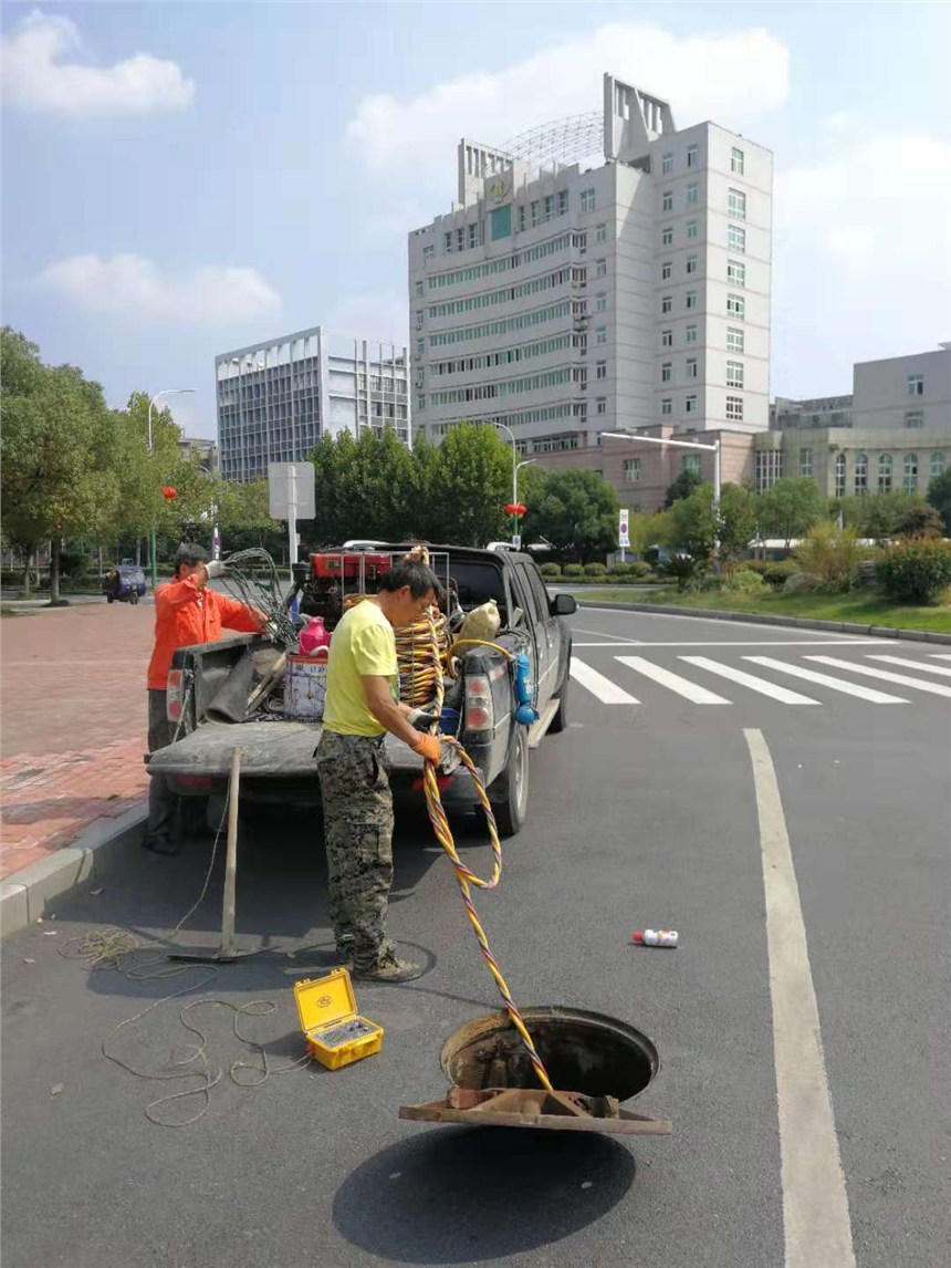 （新闻）昌吉管道带水砌墙封堵附近的