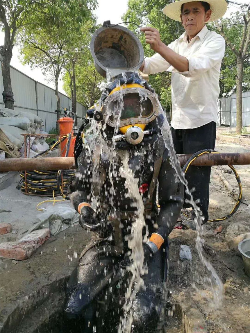 （新闻）：滨州本地的市政管道水下封堵