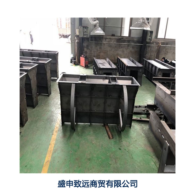 哪里隔离墩钢模具便宜交通隔离带模具生产厂家分隔带模具