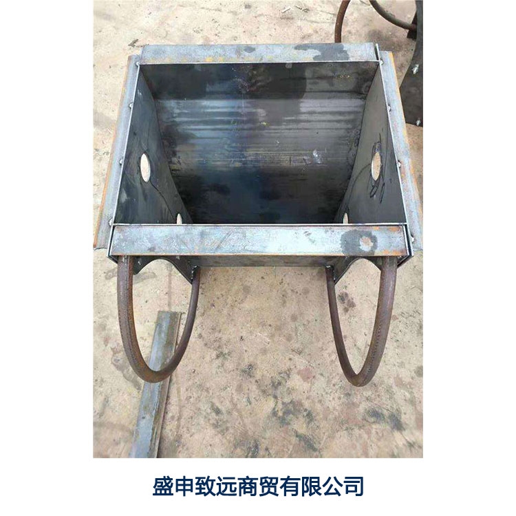 哪里隔离墩钢模具便宜新疆水泥隔离墩模具城市隔离墩模具