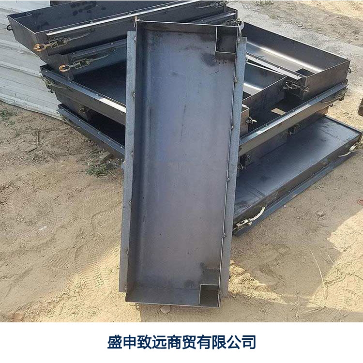 隔离墩钢模具供应商高速公路隔离带模具预制分隔带模具