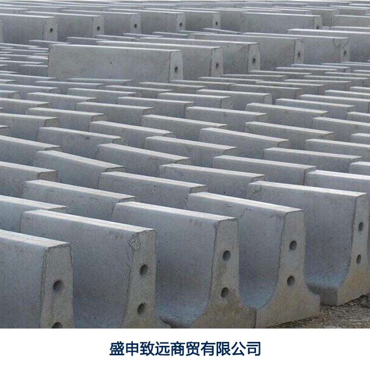 隔离墩钢模具交通水泥隔离墩模具栏杆隔离带模具加工