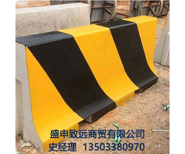 隔离墩钢模具交通水泥隔离墩模具栏杆隔离带模具加工
