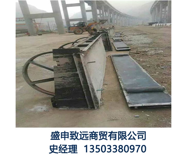 哪里隔离墩钢模具便宜隔离带隔离墩模具栏杆隔离带模具厂