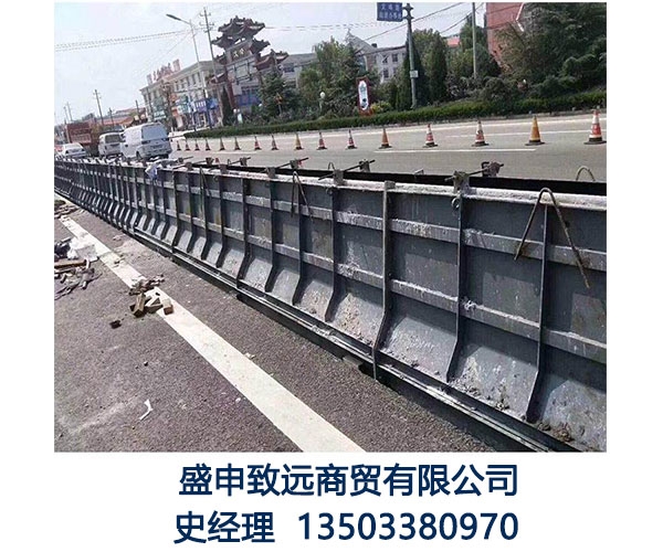 隔离墩钢模具水泥隔离墩钢模具批发预制分隔带模具
