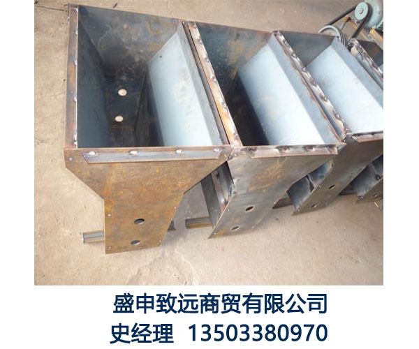 隔离墩钢模具价格移动式隔离带模具制作交通隔离带模具厂