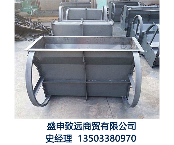 隔离墩钢模具水泥隔离墩钢模具批发预制分隔带模具