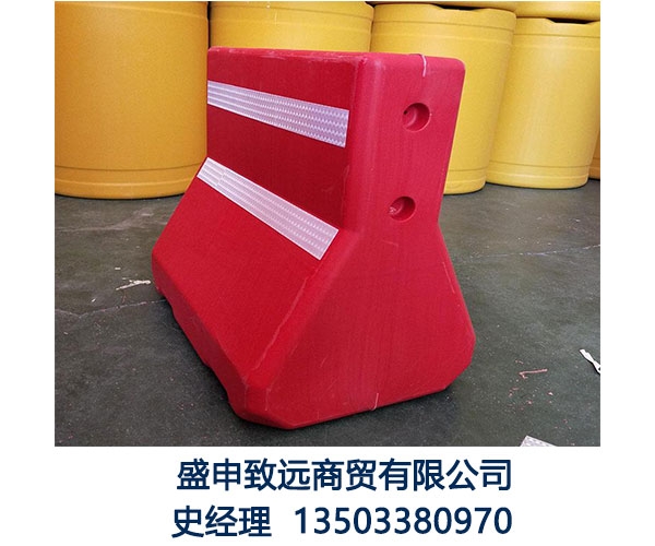 隔离墩模具移动式隔离带模具价格栏杆隔离带模具