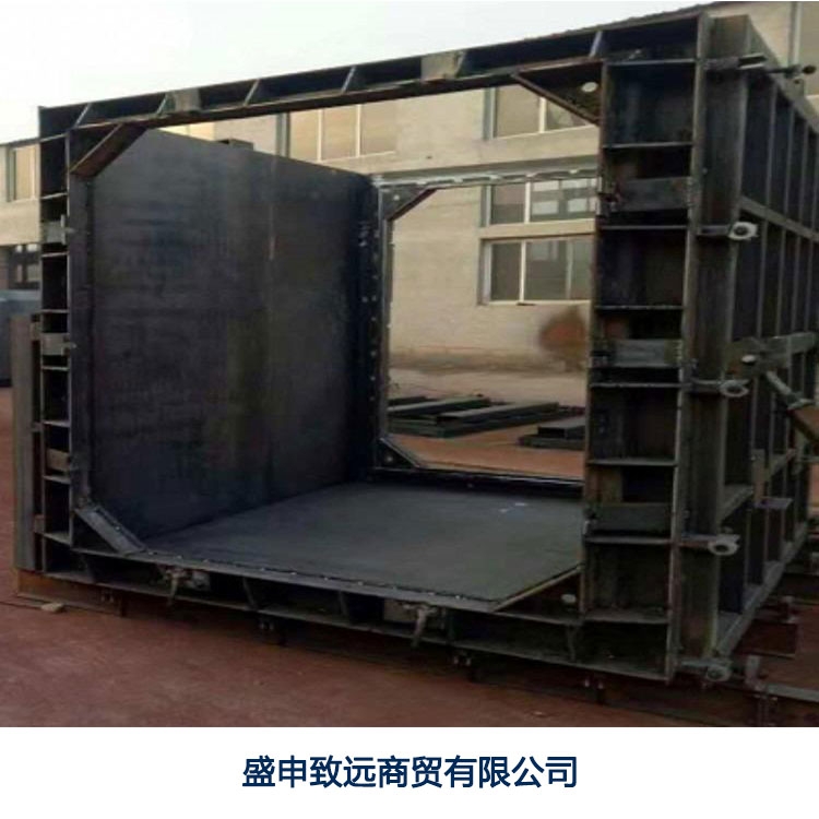 山东浇筑箱涵管廊模具厂-管廊模具