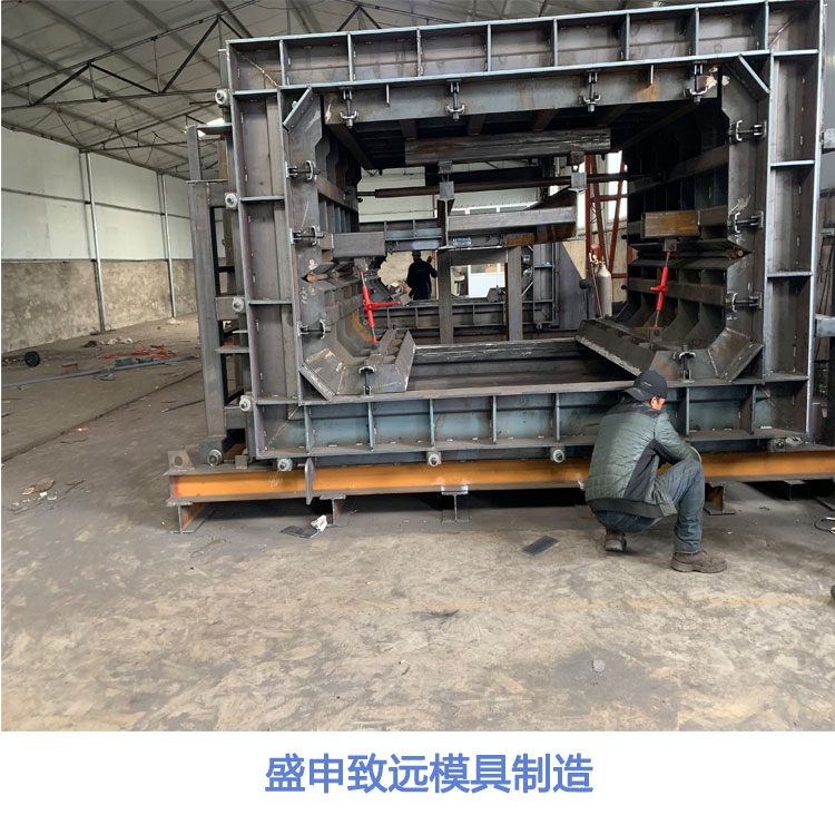 云南地下箱涵模具加工-管廊模具