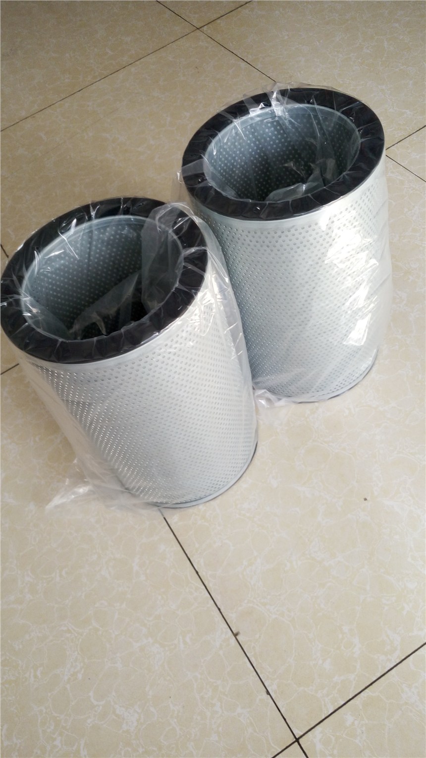 歡迎蒞臨：箱內回油濾芯0240D020BN/HC 電話