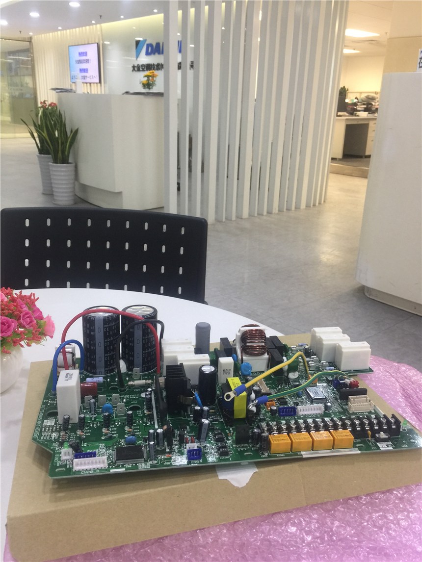 DAIKIN大金油冷机AKZ568冷凝器组件零配件购买
