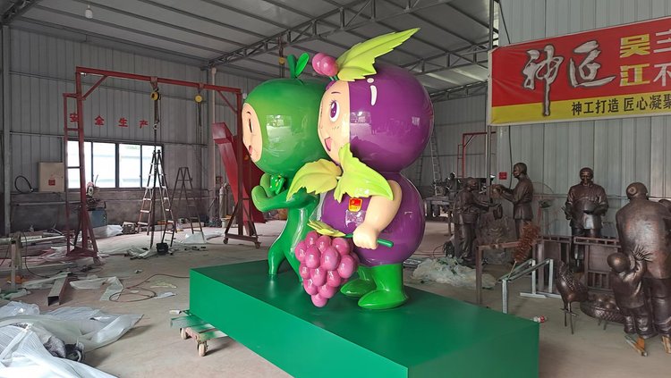 玻璃钢雕塑成品都是泥塑造型锻造铜人浮雕定制三维几何不锈钢